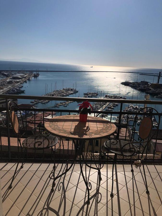 مبيت وإفطار ساليرنو Casa Sul Mare المظهر الخارجي الصورة