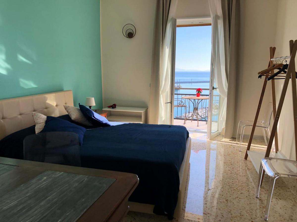 مبيت وإفطار ساليرنو Casa Sul Mare المظهر الخارجي الصورة